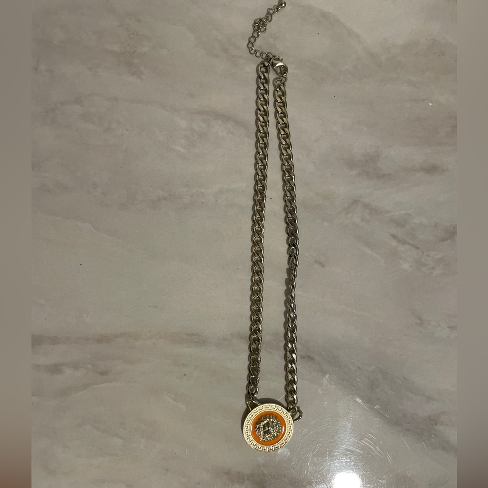 Lion pendant necklace